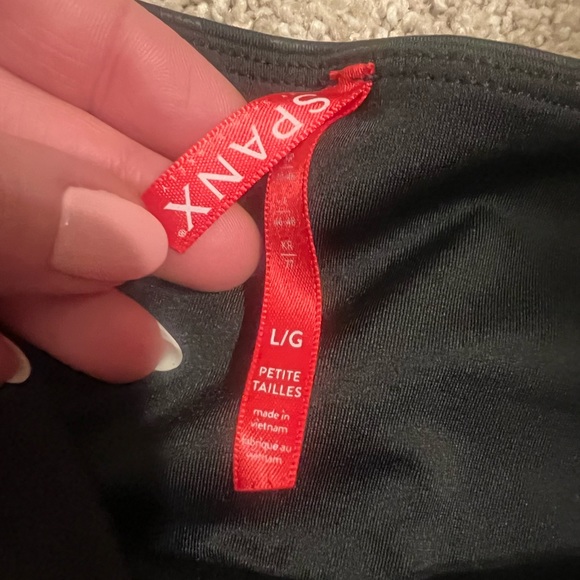 SPANX Black Faux Leather Camo Leggings Petite Length - Picture 4 of 6